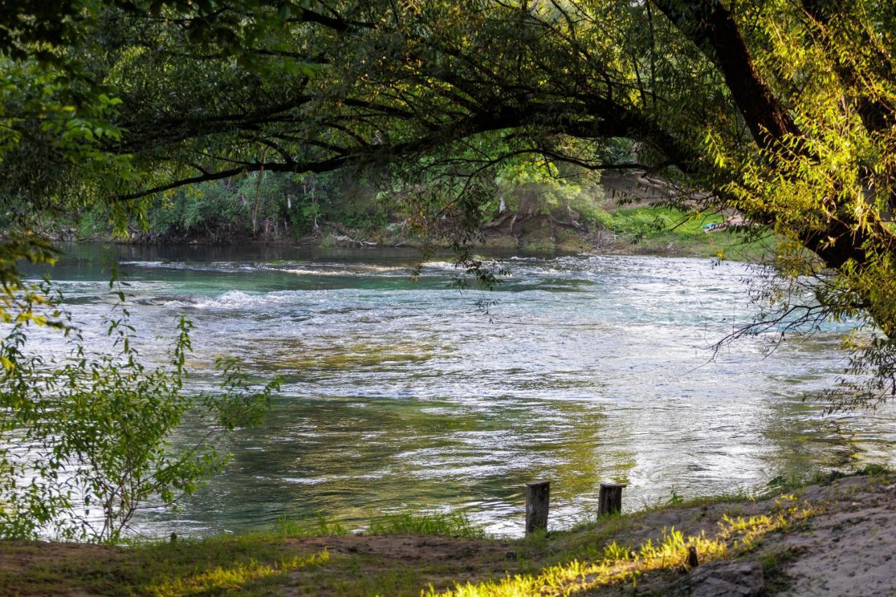 Resort La Familia Bihac Ngoại thất bức ảnh