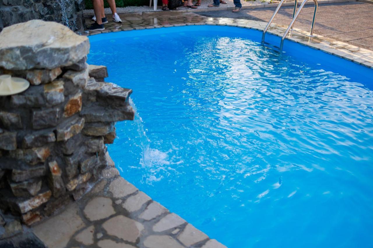 Resort La Familia Bihac Ngoại thất bức ảnh
