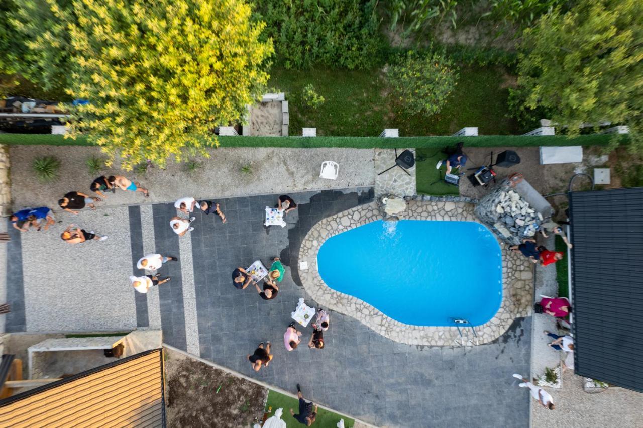 Resort La Familia Bihac Ngoại thất bức ảnh