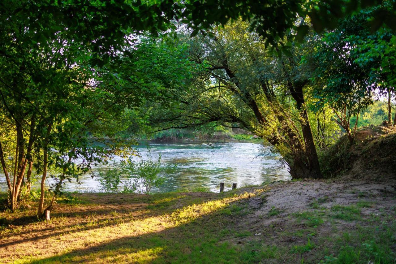 Resort La Familia Bihac Ngoại thất bức ảnh